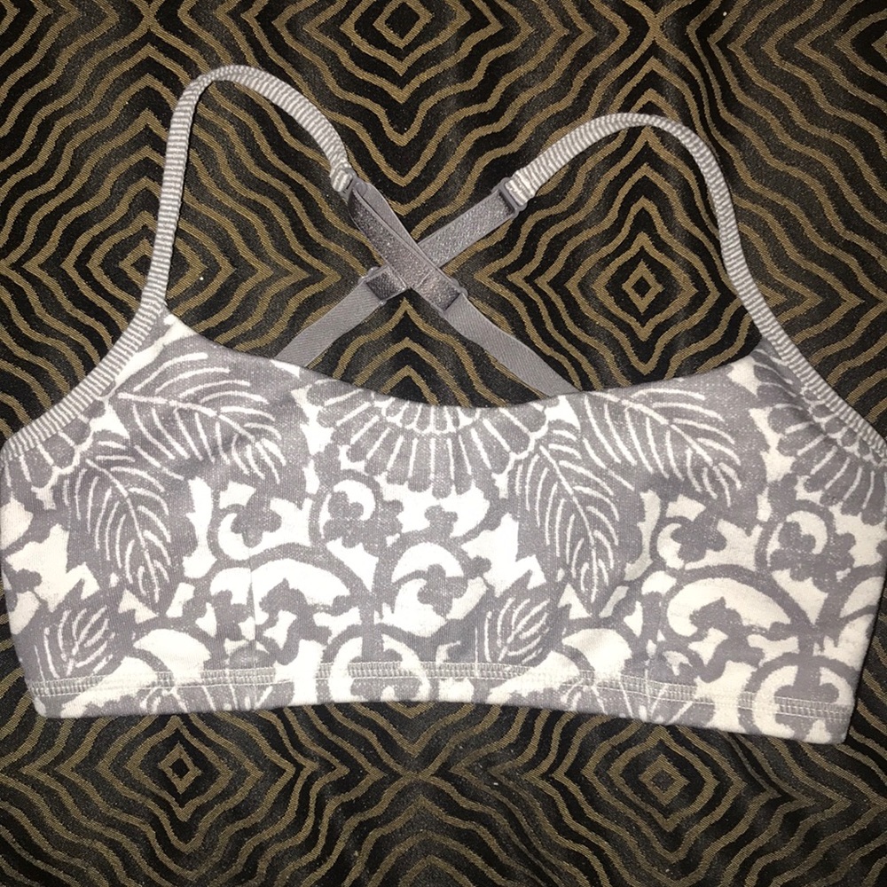Lululemon gray and white floral bra top size 2